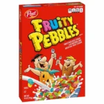 Boîte de céréales Post Fruity Pebbles sans gluten 311g sur fond blanc