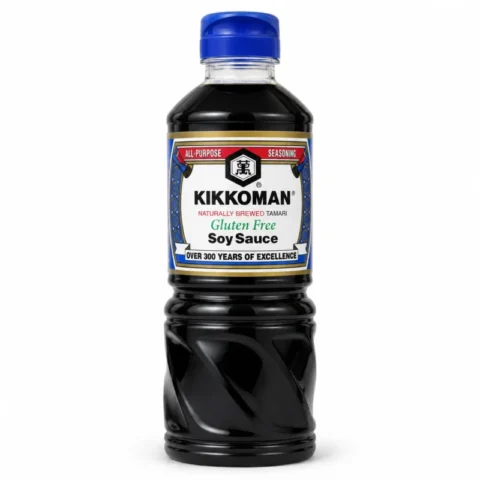 Kikkoman Sauce Soja Sans Gluten 1L, bouteille de sauce soja tamari avec bouchon bleu.