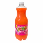 Bouteille de boisson Simon Life saveur fraise sans gaz 1,5L sur fond blanc