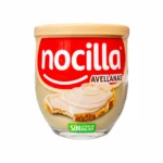 Pot de pâte à tartiner Nocilla Avelanas sans gluten 180g sur fond blanc.