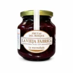 Pot de confiture fruits des bois La Vieja Fábrica 350g sans gluten sur fond blanc.