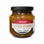 Pot de confiture de figues La Vieja Fábrica Cocina Selecta sans gluten 280g sur fond blanc.